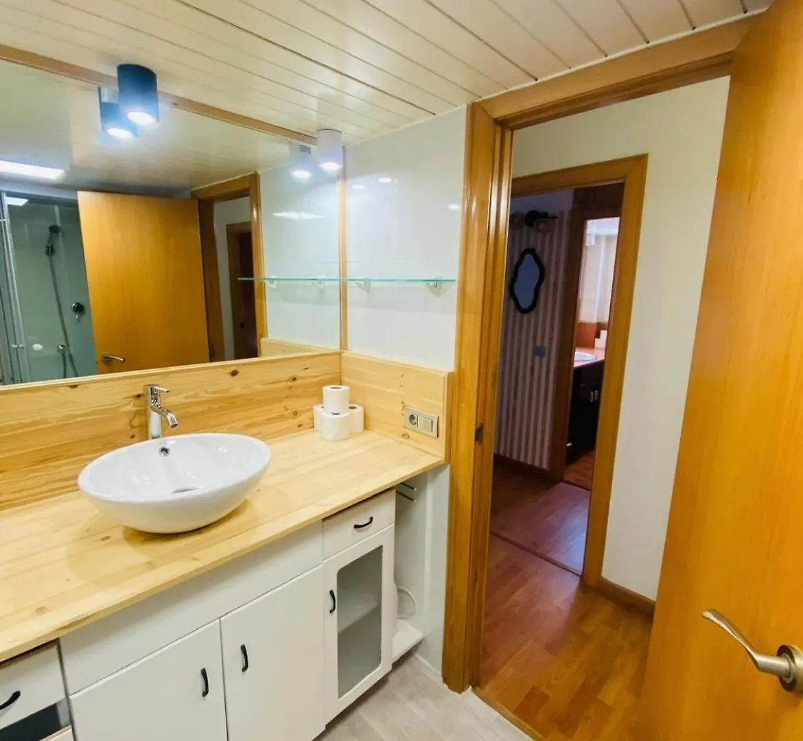 Piso Shic De Playa Fenals Con Terraza Y Piscina Διαμέρισμα Λορέτ Ντε Μαρ