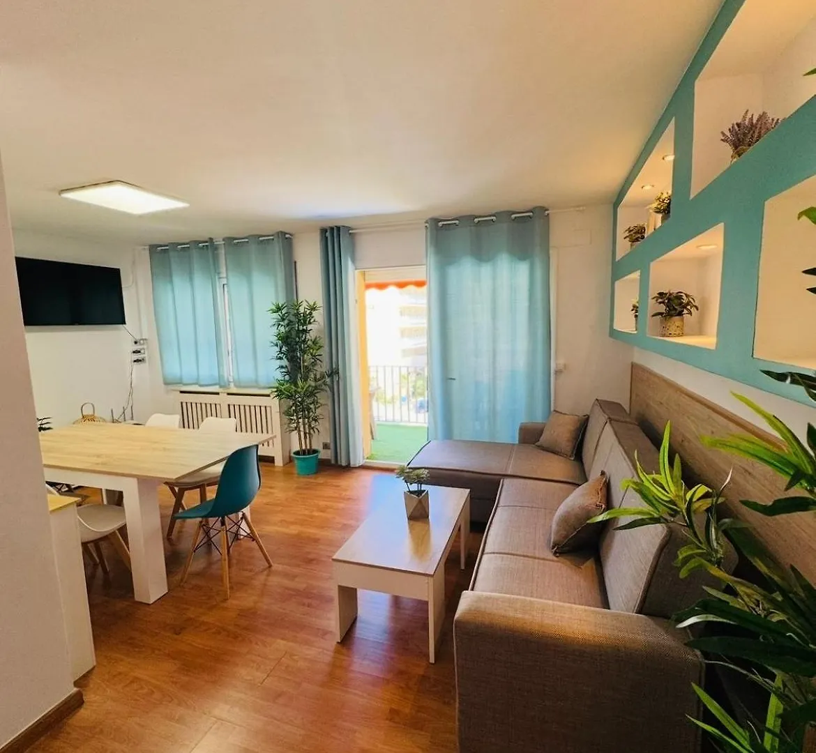 Piso Shic De Playa Fenals Con Terraza Y Piscina Διαμέρισμα Λορέτ Ντε Μαρ