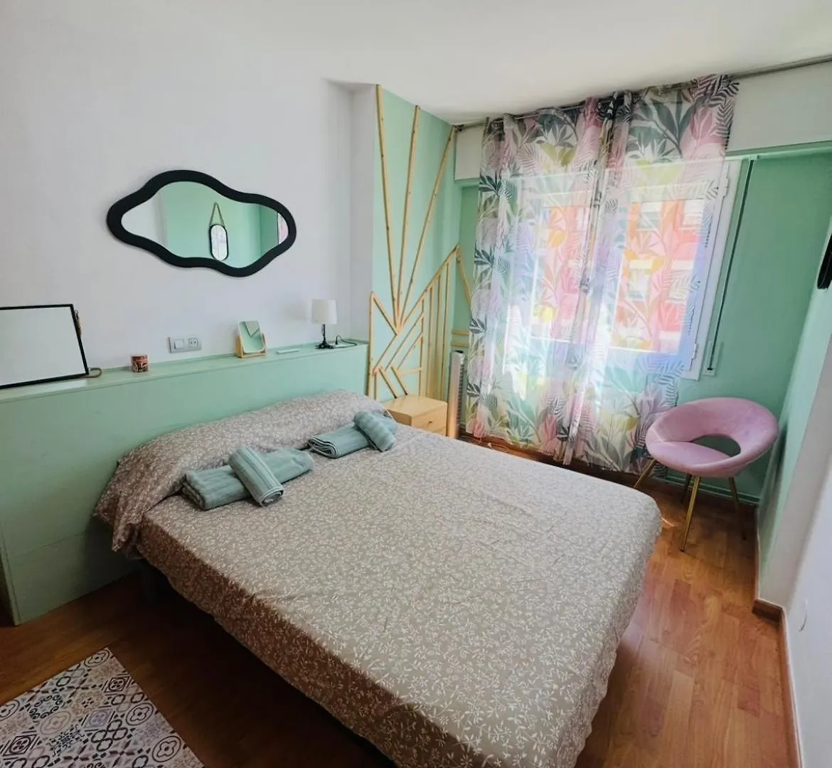 Piso Shic De Playa Fenals Con Terraza Y Piscina Apartman Lloret de Mar