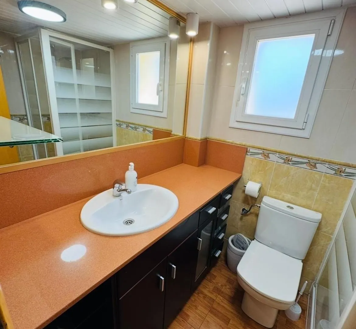Piso Shic De Playa Fenals Con Terraza Y Piscina Apartman Lloret de Mar